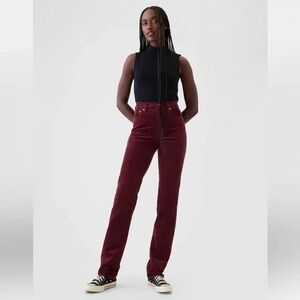 GAP Straight-Leg Pants in Burgundy
